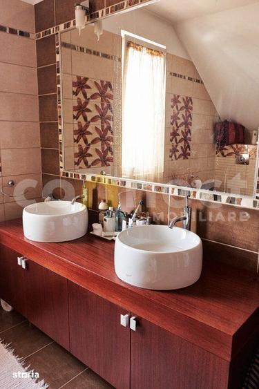 Casă cu 5 camere cu Canalizare în Gruia