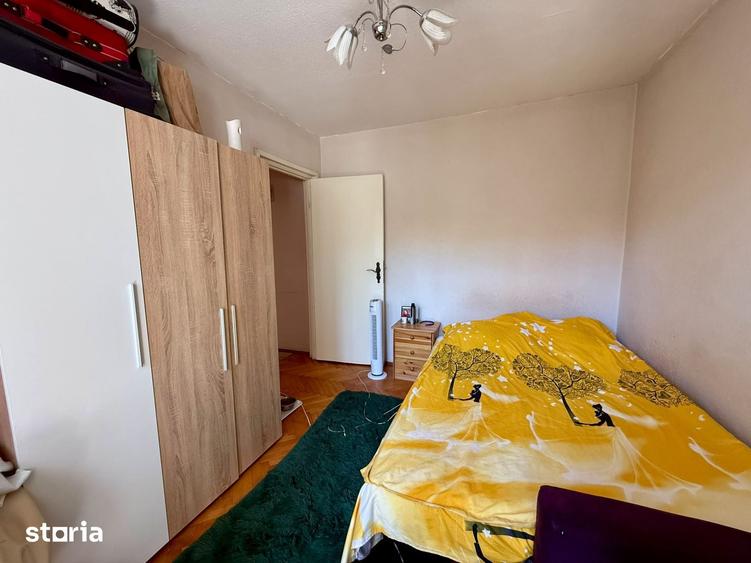 Apartament cu 3 camere semidecomandat în Circumvalațiunii