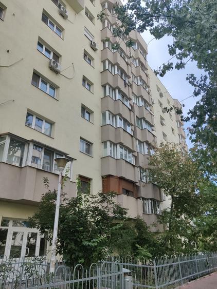 Apartament cu 2 camere decomandat în Nerva Traian