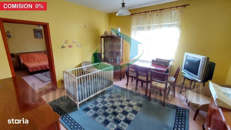 Casă cu 4 camere cu Teren 1855 Mp în Central