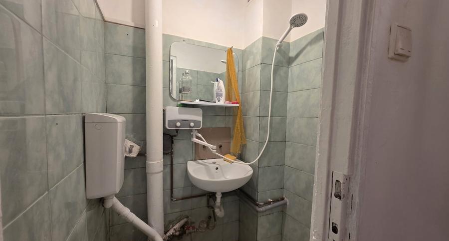 Garsonieră semidecomandată, mobilată în Complex Studențesc