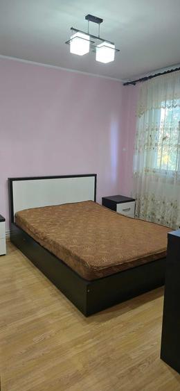 Apartament cu 2 camere semidecomandat în Micro 16