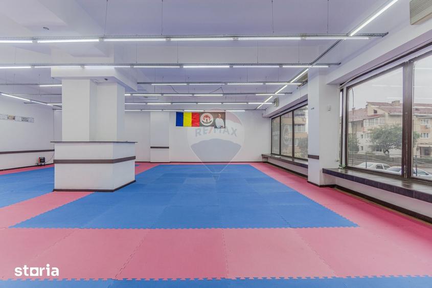 Spațiu comercial, de 170 mp, în Nord