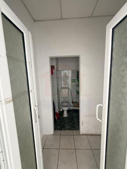 Spațiu comercial, de 53 mp, în Micro 21