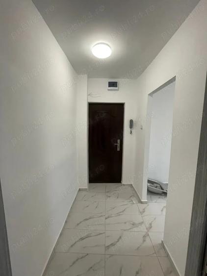 Apartament cu 2 camere semidecomandat în Dâmbovița
