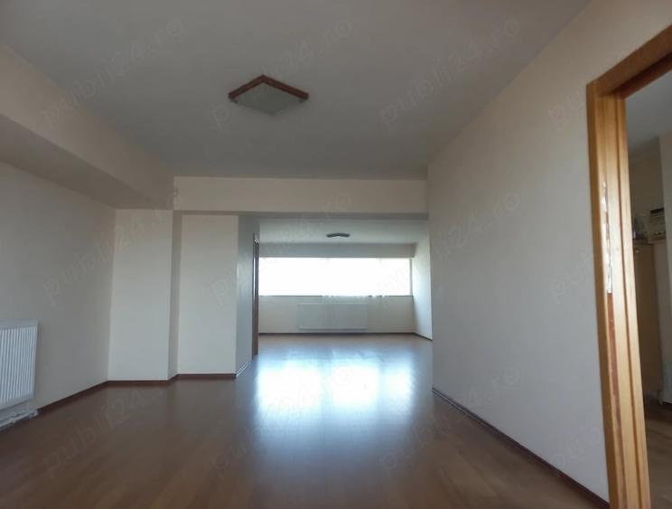 Apartament cu 4 camere decomandat în Alba Iulia