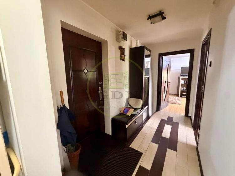 Apartament cu 2 camere decomandat în Cornitoiu
