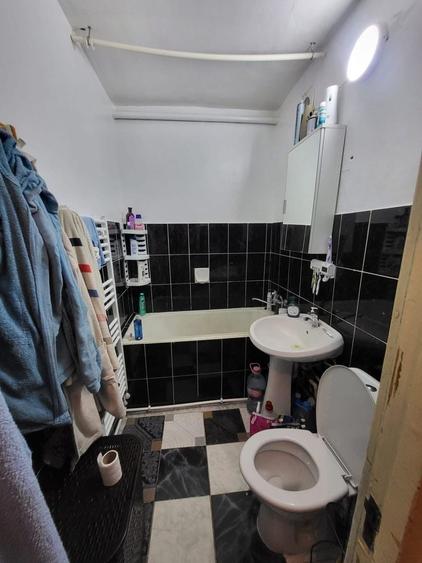 Apartament cu 3 camere, mobilat în Țiglina 3