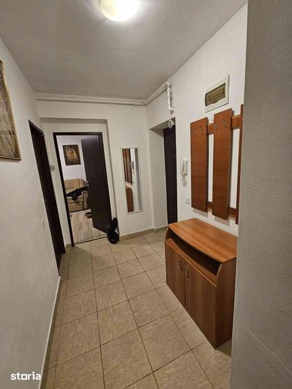 Apartament cu 2 camere decomandat, mobilat în Apărătorii Patriei