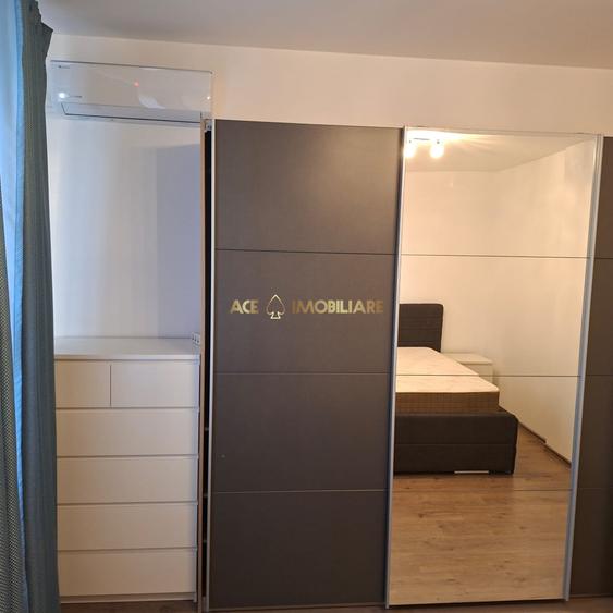 Apartament cu 2 camere decomandat, mobilat în Titan