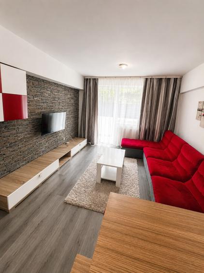 Apartament cu 3 camere în Cetate