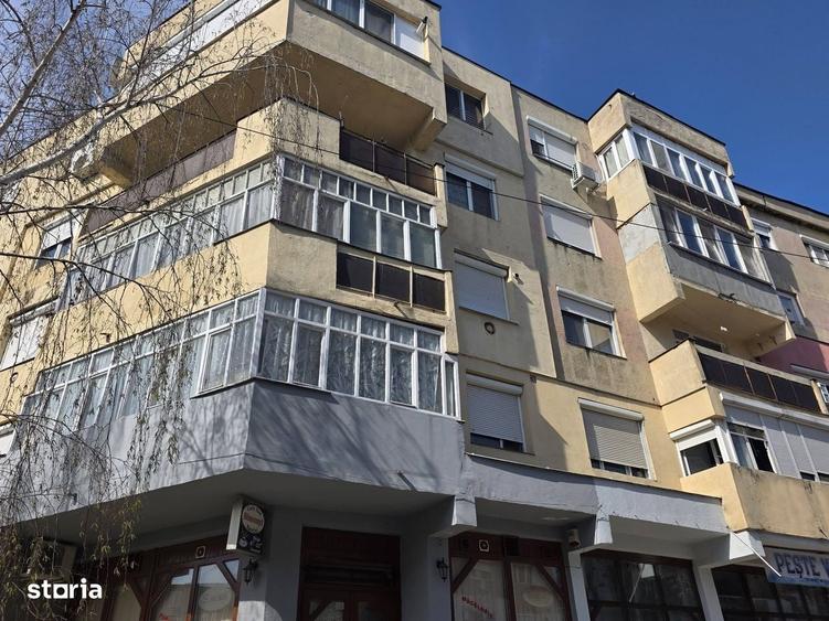 Apartament cu 3 camere în Central