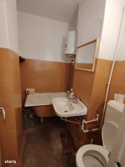 Apartament cu 3 camere în Micro 9