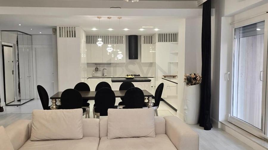 Apartament cu 5 camere decomandat, mobilat în Herăstrău
