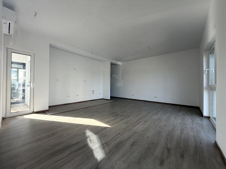 Apartament cu 2 camere decomandat în Torontalului
