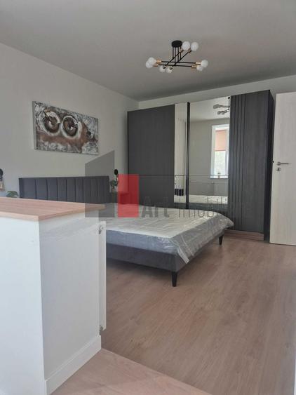 Inchiriez apartament 4 camere, complet renovat, - 11