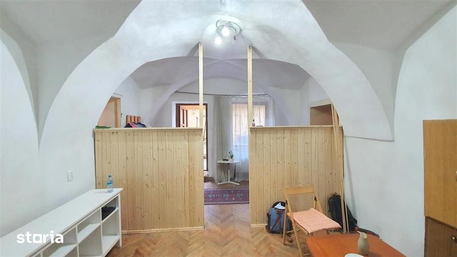 Apartament cu 3 camere în Central