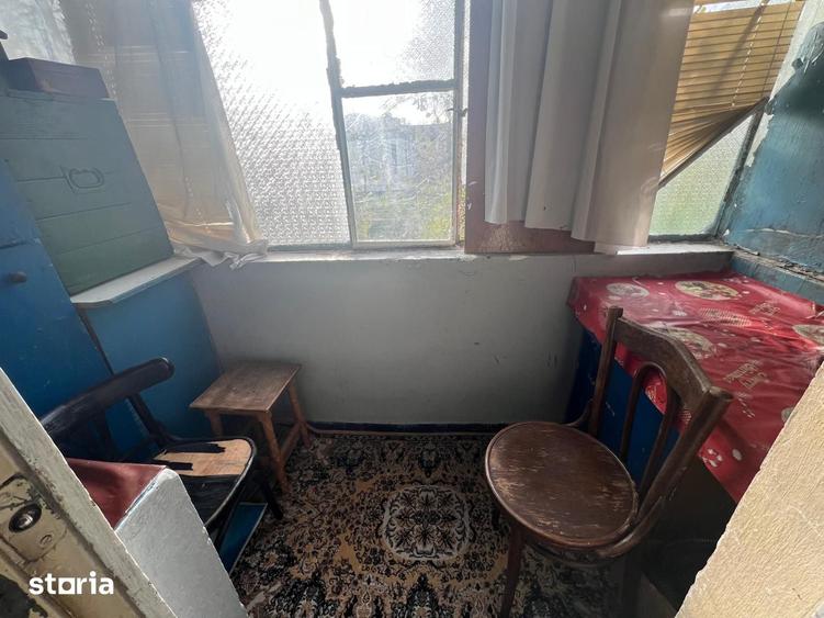 Apartament cu 3 camere semidecomandat în Micro 19