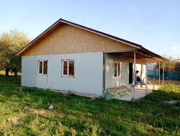 Casă cu Teren 1500 Mp în Central