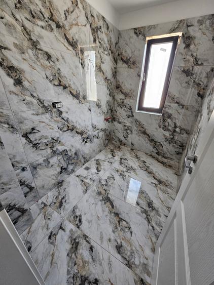 Apartament cu 2 camere decomandat în Haliu