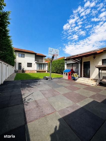 Vila cu 6 camere 4 bai, zona Spitalul Judetean, cu spa, garaj, beci - 2