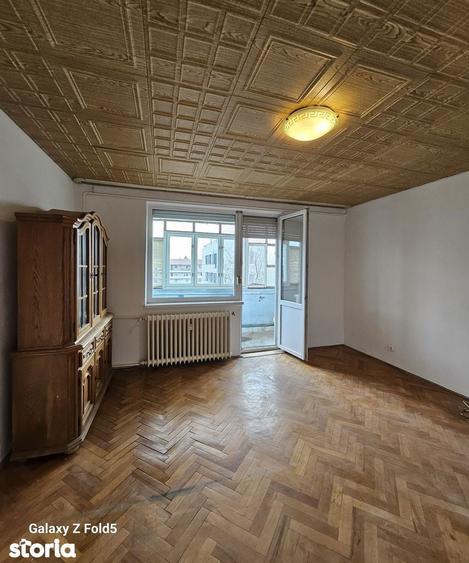 Apartament 3 camere de vanzare Bulevardul Dimitrie Cantemir, Oradea - 2