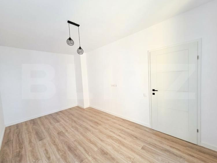 Apartament cu 2 camere semidecomandat, mobilat în Florești