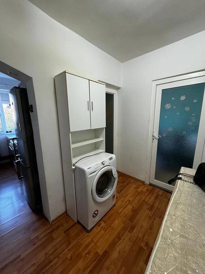 Apartament cu 2 camere semidecomandat, mobilat în Central