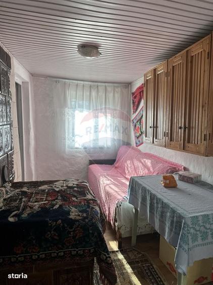 Casă cu 3 camere în Bahna