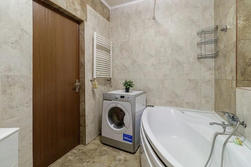Apartament cu 3 camere decomandat în Unirii