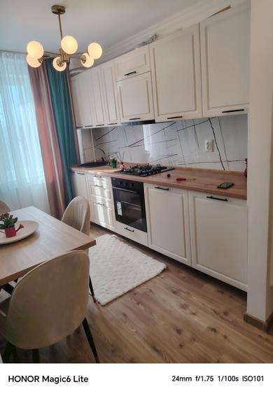 Apartament cu 3 camere în Central