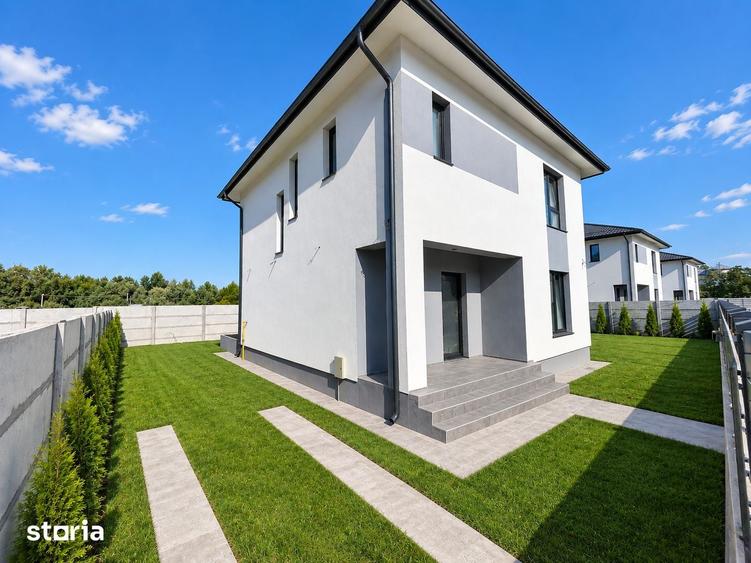 Casă cu 4 camere cu Teren 400 Mp în Domnești