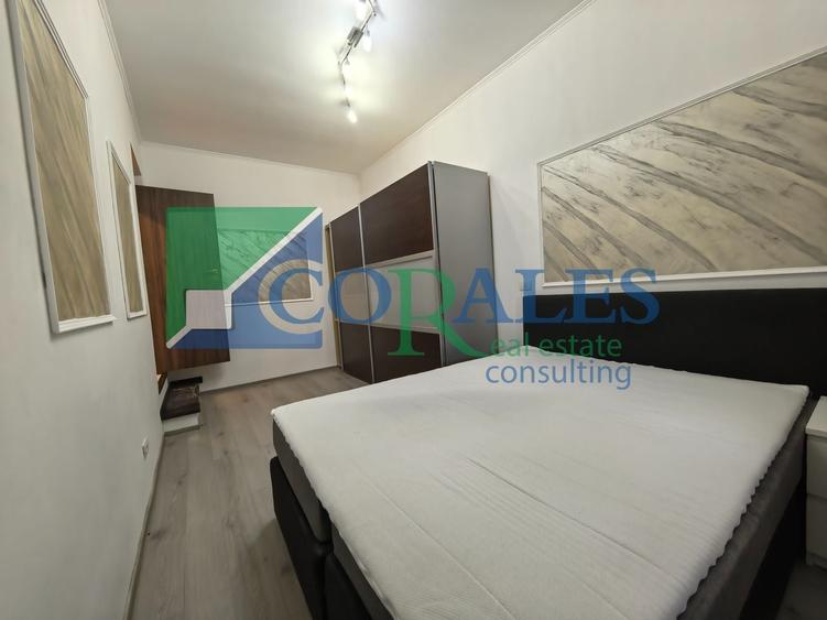 Duplex cu 5 camere cu Canalizare în Dumbrăvița
