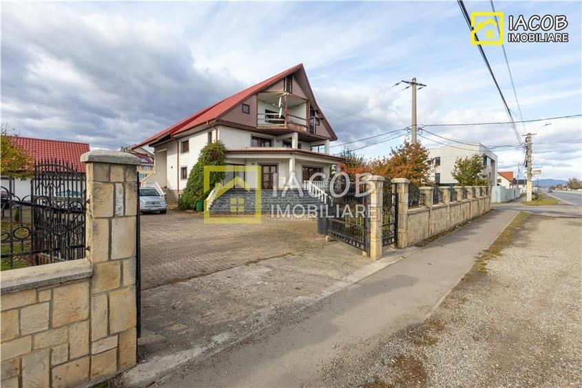 Casă individuală cu 4 camere cu Canalizare în Săvinești