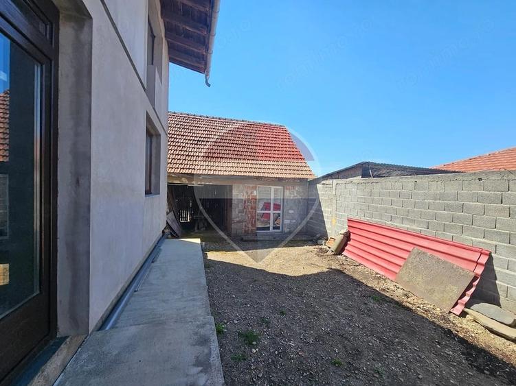 Casă cu 3 camere cu Teren 719 Mp în Central