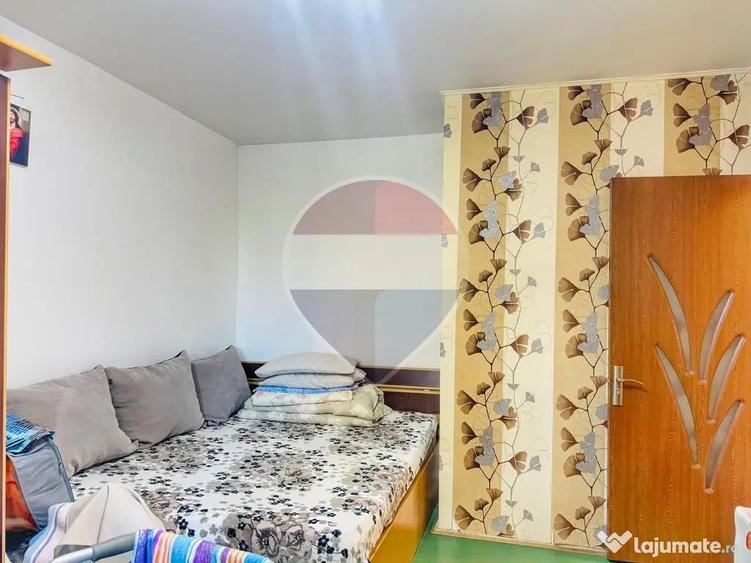 Apartament cu 3 camere decomandat în 13 Septembrie