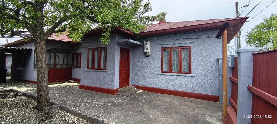 Casă cu 4 camere cu Teren 200 Mp în Central