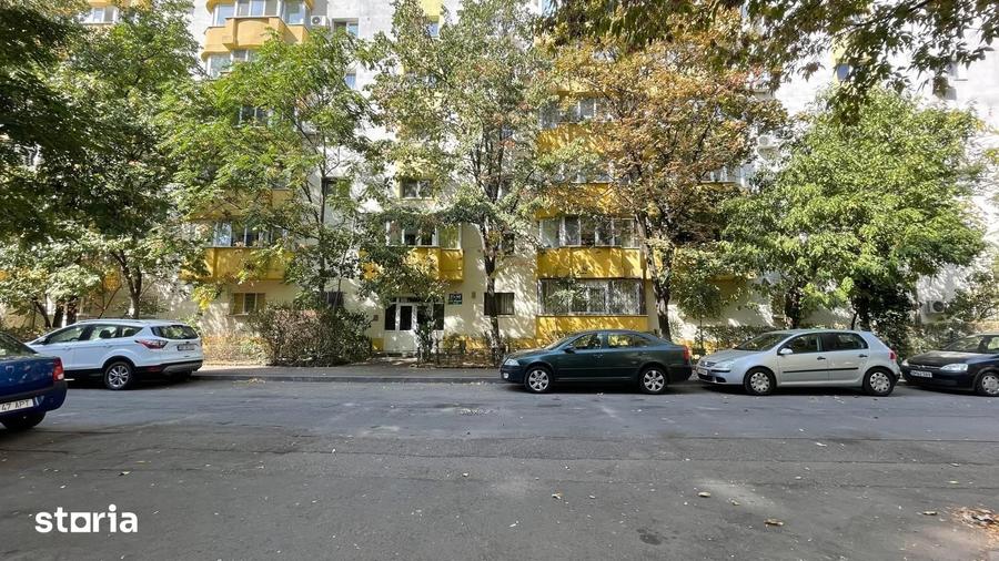 Apartament cu 2 camere decomandat în Tei