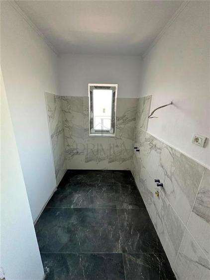 Casă cu 4 camere cu Teren 350 Mp în Săcălaz