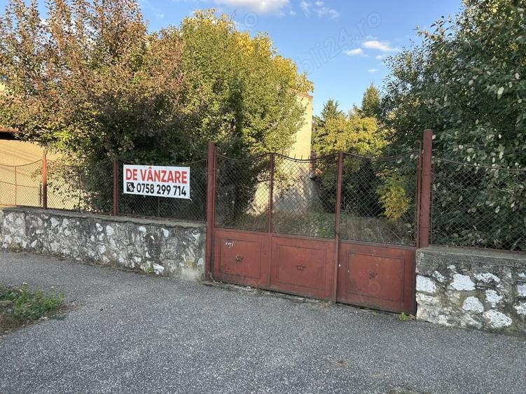 Teren de 720 mp, în Central