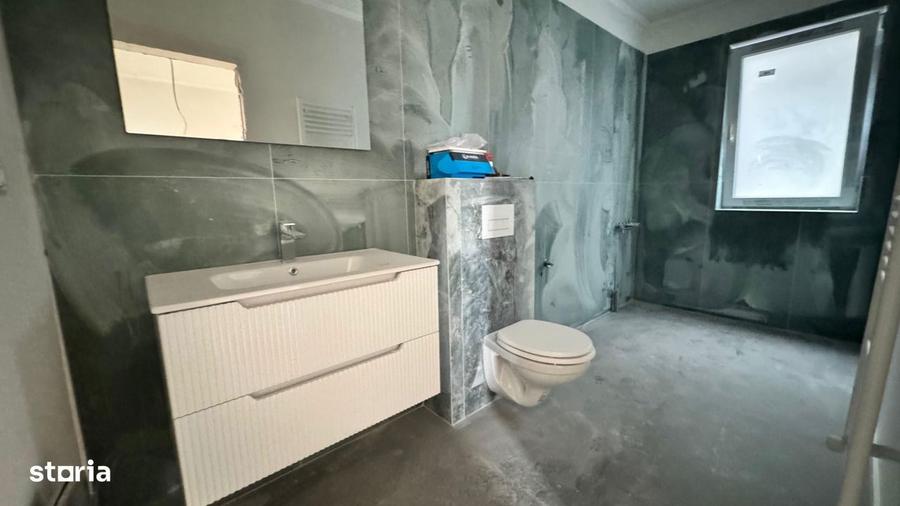 Apartament cu 4 camere în Central