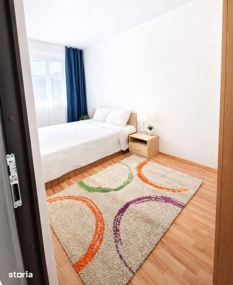 Apartament cu 3 camere decomandat în Astra