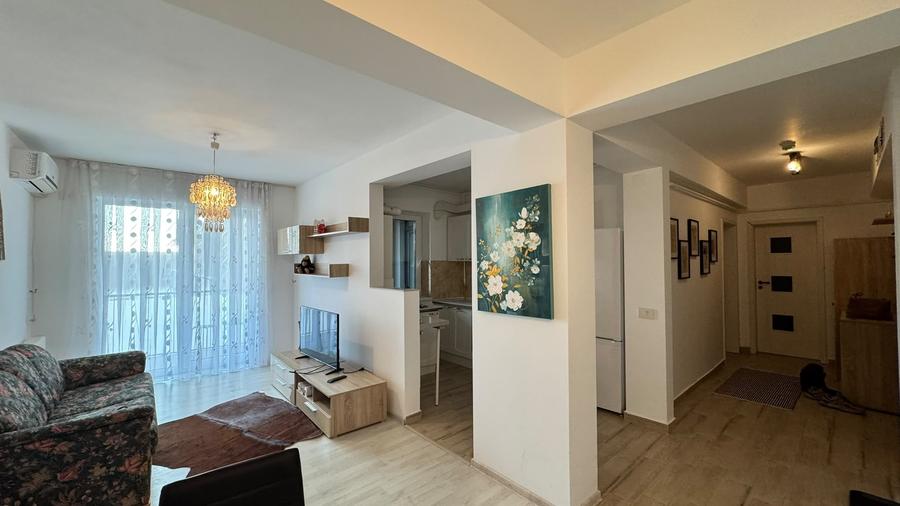 Apartament cu 2 camere nedecomandat în Centru Civic