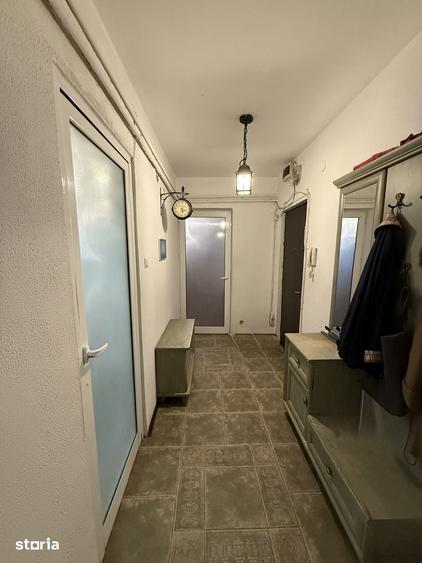 Apartament 3 camere zona Piata Centrala - 1