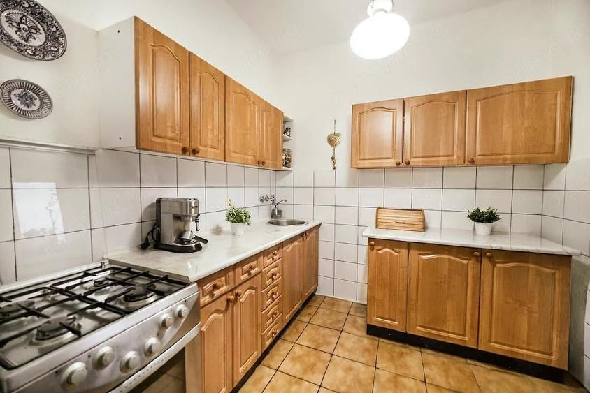 Apartament cu 2 camere decomandat în Complex Studențesc