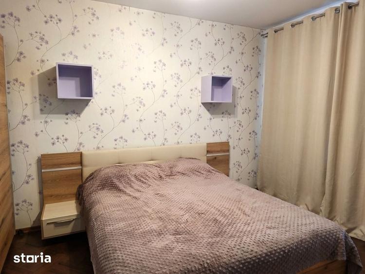 Apartament cu 3 camere semidecomandat în Titan