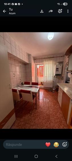 Apartament cu 3 camere decomandat în Slava Rusă