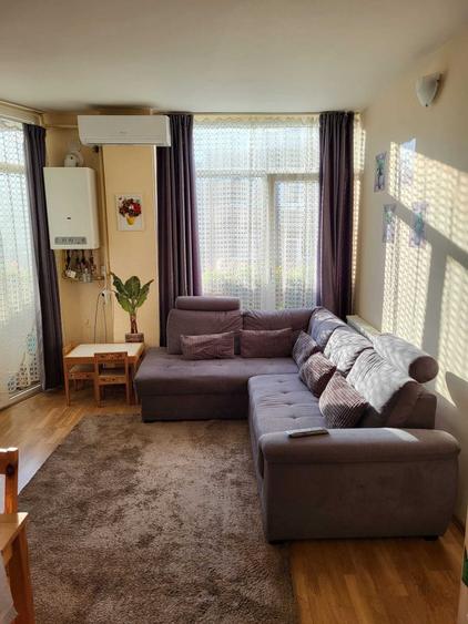 Apartament cu 2 camere semidecomandat în Florești