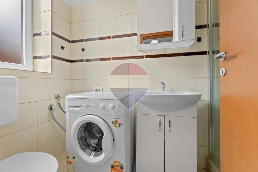 Apartament cu 2 camere semidecomandat în Central