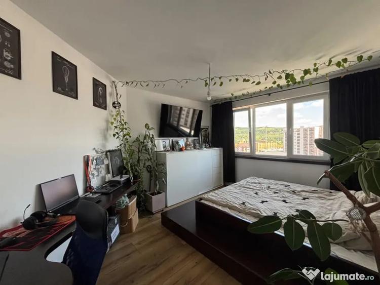 Apartament cu 2 camere decomandat în Florești